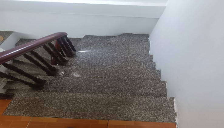 CHO THUÊ NHÀ MẶT PHỐ VŨ TRỌNG PHỤNG, 4.5 TẦNG, 60M2, MT 5M, 4N, 3 WC, 43 TRIỆU (CÓ TL)